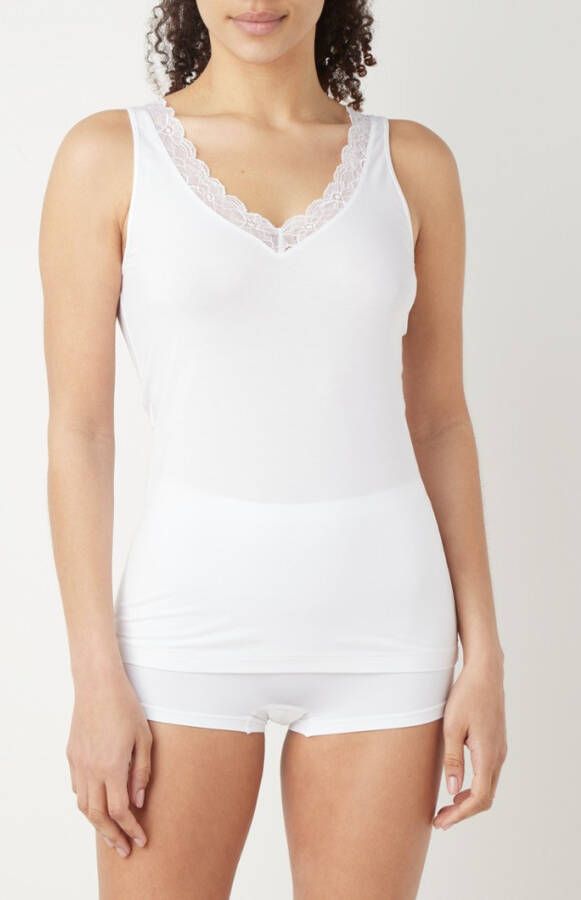 Hanro Singlet met V kant en kant