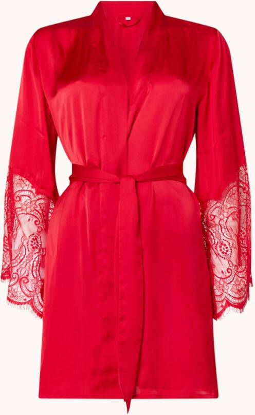 Hunkemö, ller Kimono van satijn met kant