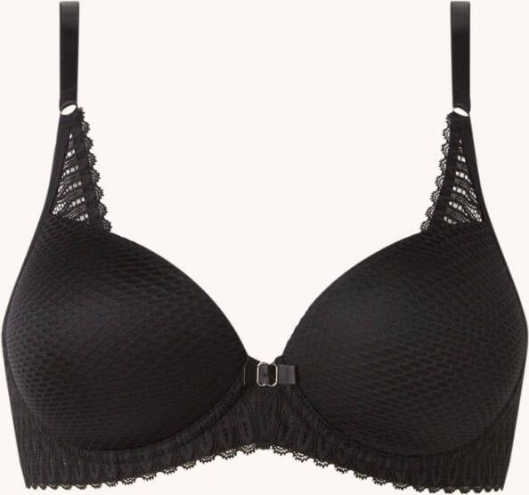 Triumph Aura Spotlight voorgevormde bh met kant