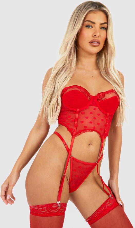 boohoo Geborduurde Valentijns Hartjes Korset En String Set, Red