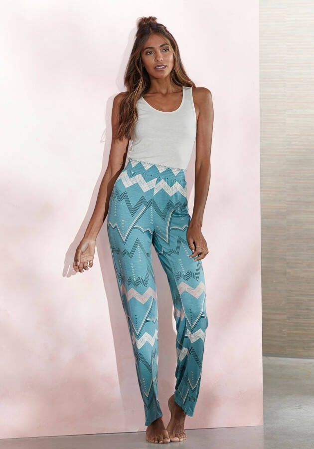 Pyjamabroek in turquoise all over van LASCANA