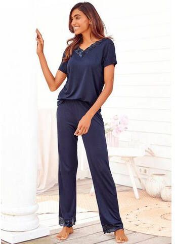 Lascana Pyjama met kanten details(2 delig, 1 stuk )