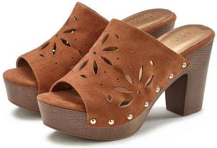 Lascana Slippers met uitsparingen en blokhak