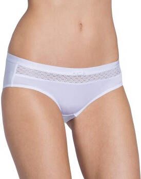 Triumph Beauty Full Basics Hipster