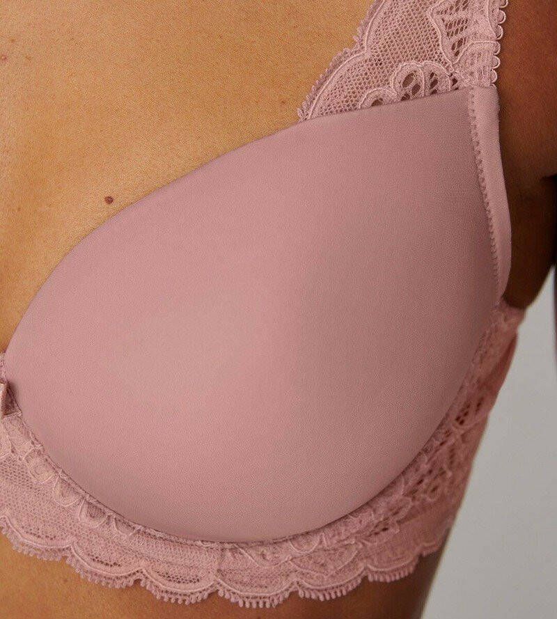 Triumph dames amourette spotlight whp x voorgevormde beugel bh oud